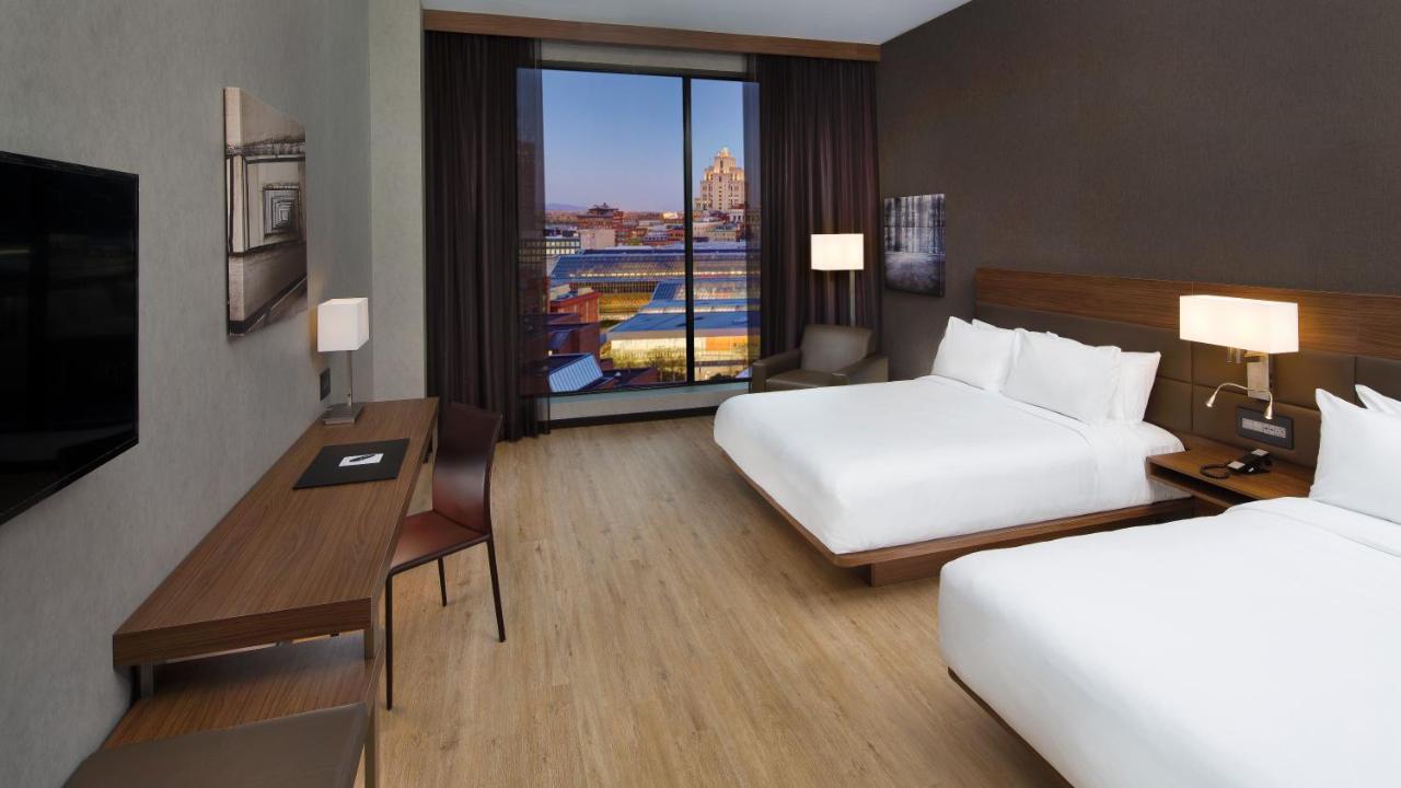 Chambre Deux Lits Queen-Size