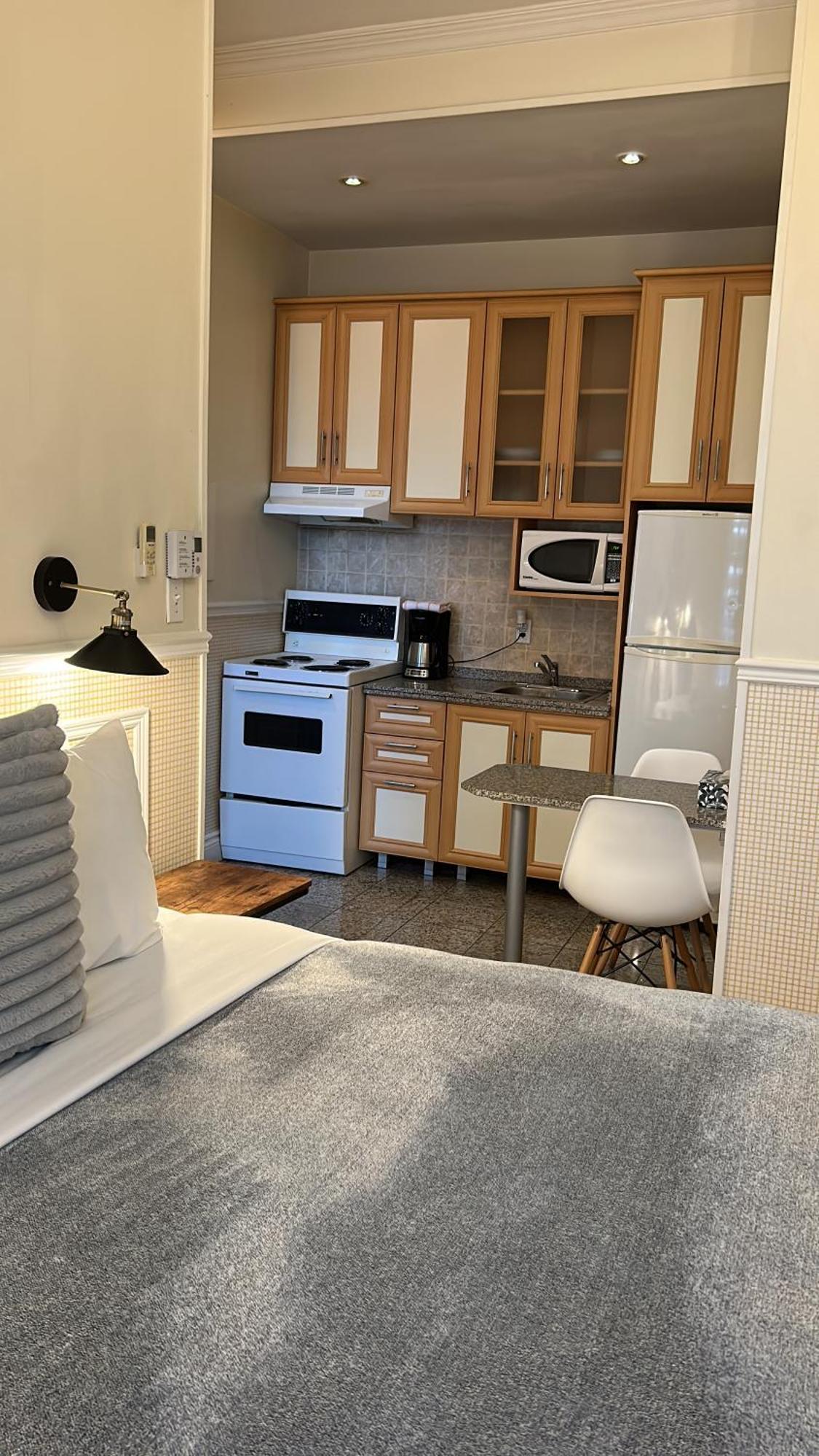Deluxe Suite