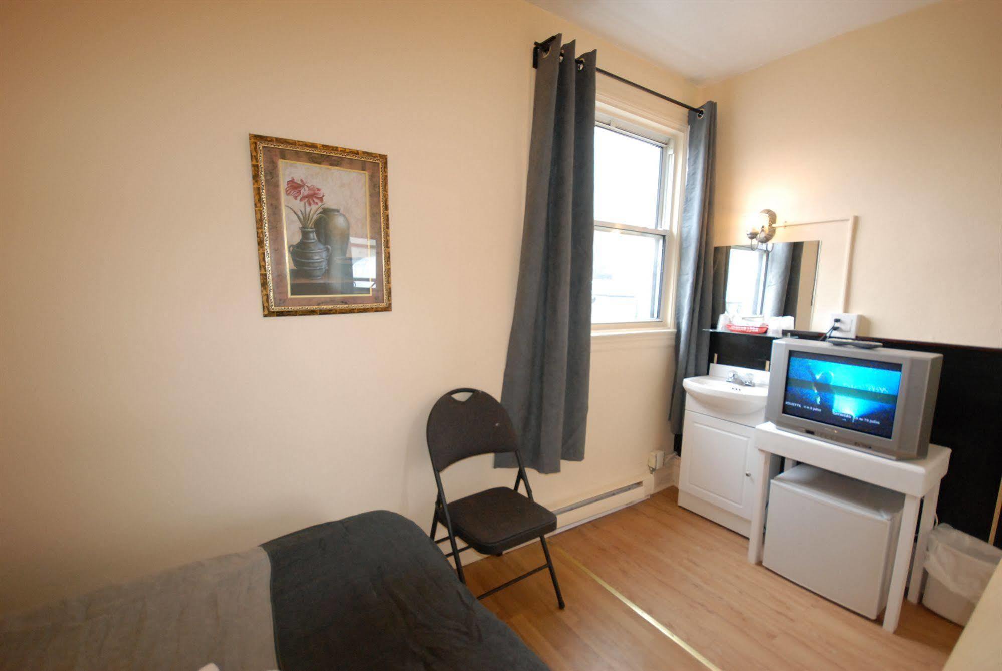 Chambre Double avec Salle de Bains Commune