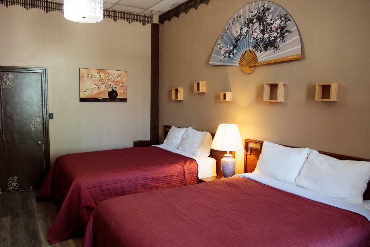 Queen Room Two Queen Beds