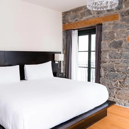 Le Petit Hotel Montreal-2